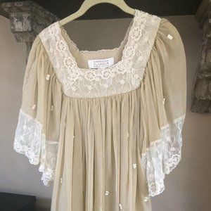 AMERICAN GLAMOUR Badgley Mischka Lace and Chiffon Tunic Blouse XS NWT